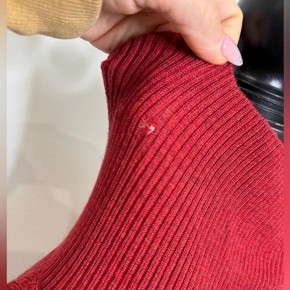 Eileen Fisher Women’s Red 100% Extra Fine Merino Wool Turtleneck - Picture 9 of 9